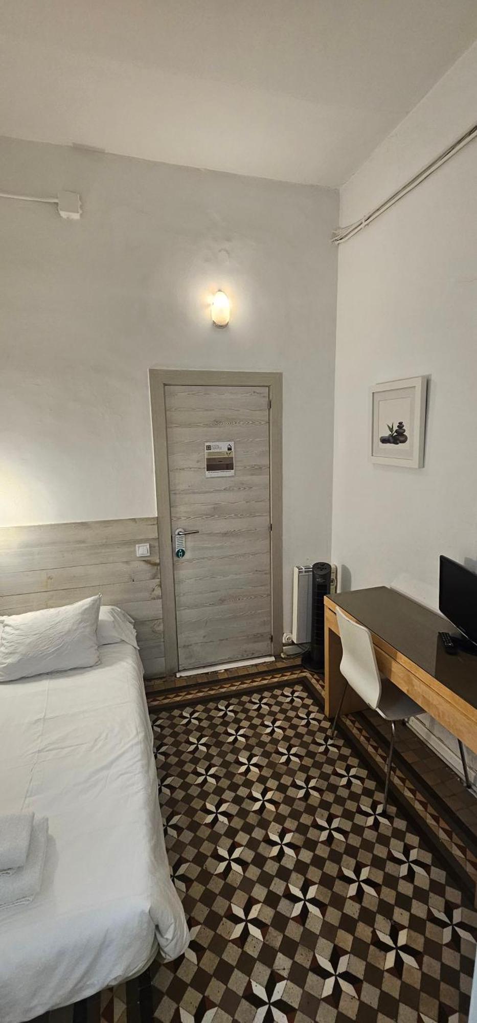 Hostal Eixample Barcelona Exterior foto